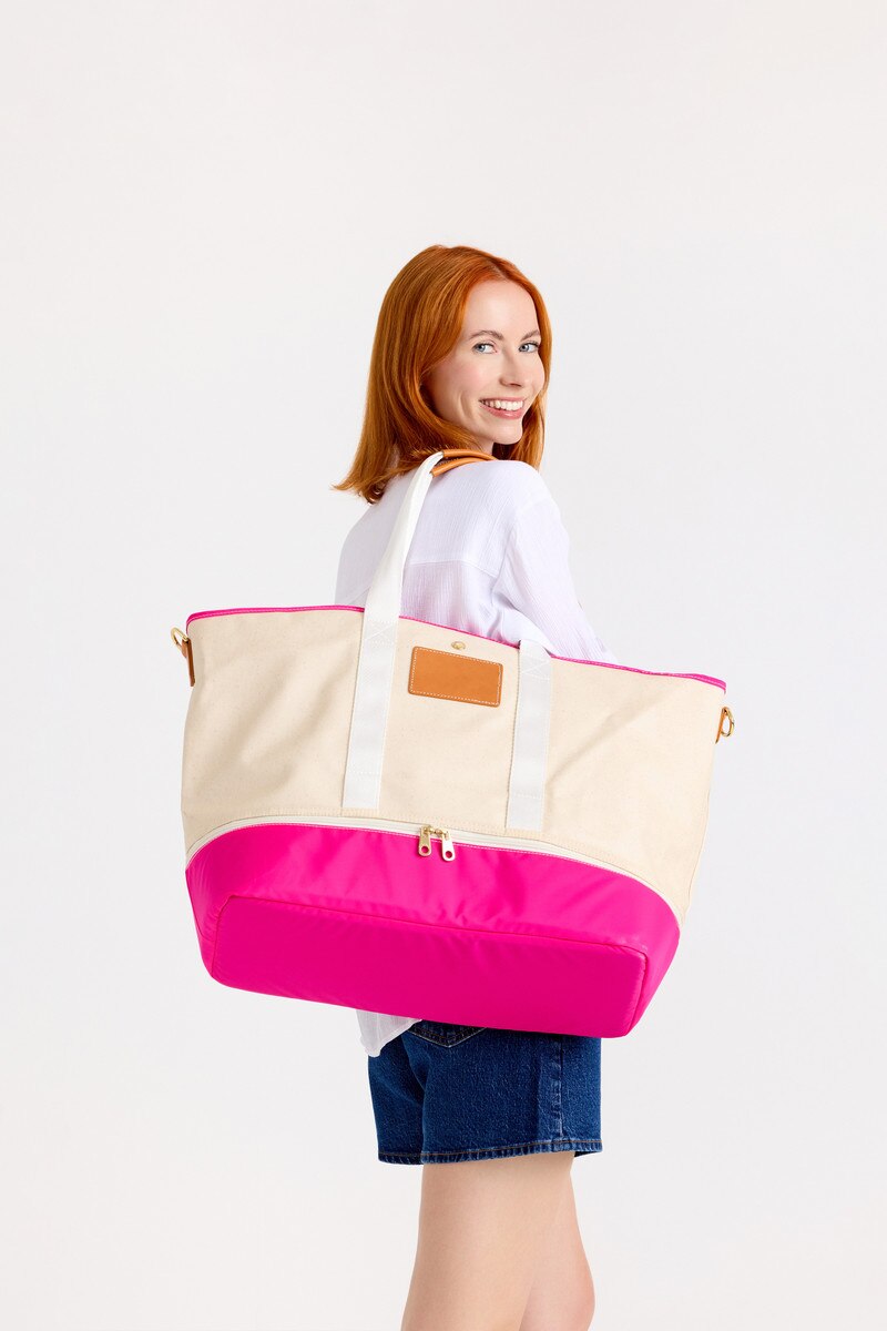 LAR_PINK-09.hover.jpg